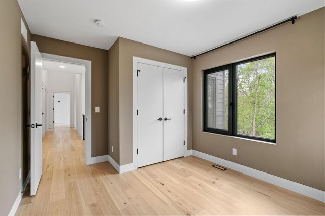 6200 Cardinal Avenue, Excelsior, MN 55331