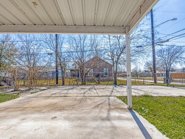 8702 Josie Street, Houston, TX 77029