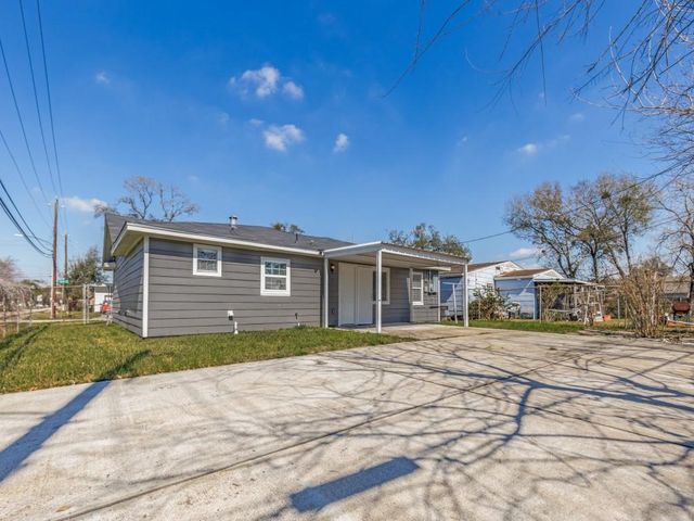 8702 Josie Street, Houston, TX 77029