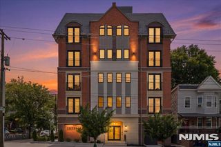 139 Sherman Place 404, Jersey City, NJ 07307