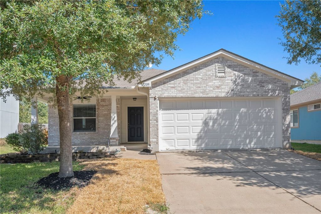 15209 Faircrest Drive, College Station, TX 77845