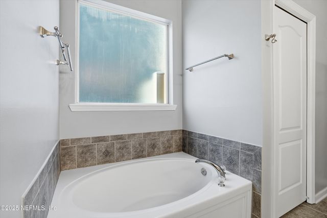 2963 CAPTIVA BLUFF Road N, Jacksonville, FL 32226