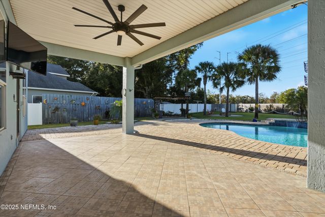 2963 CAPTIVA BLUFF Road N, Jacksonville, FL 32226