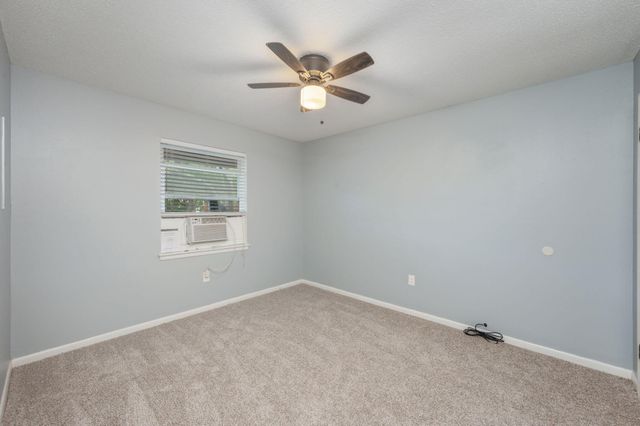 4 7Th Street, Shalimar, FL 32579