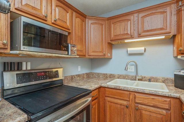 4 7Th Street, Shalimar, FL 32579