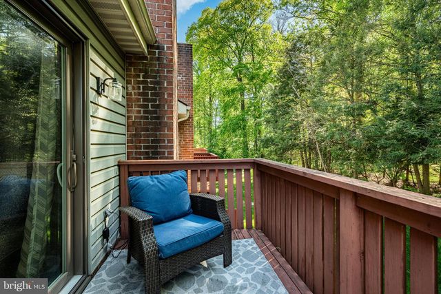 18 FOSTER LN, Downingtown, PA 19335
