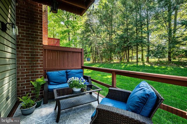 18 FOSTER LN, Downingtown, PA 19335