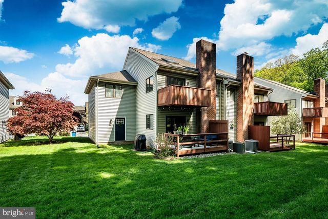 18 FOSTER LN, Downingtown, PA 19335