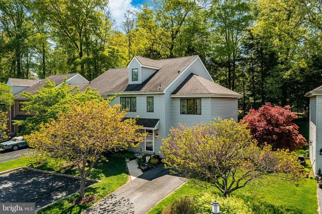 18 FOSTER LN, Downingtown, PA 19335