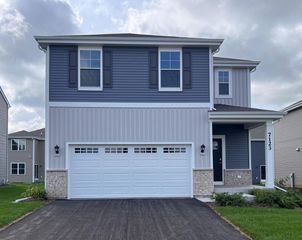 7123 Oakmont ROAD, Mount Pleasant, WI 53403