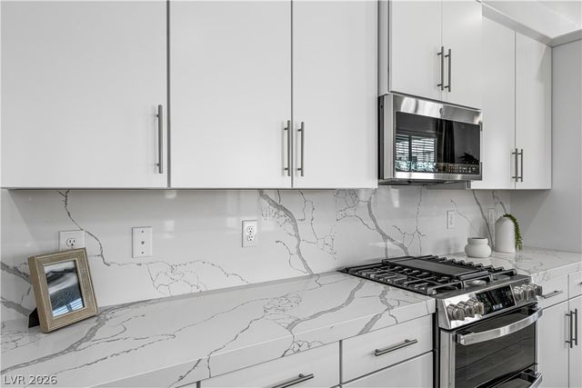 116 Camila Village Avenue, Henderson, NV 89011