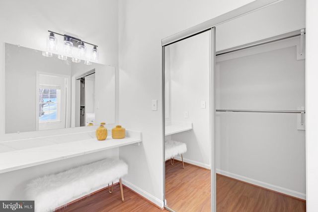 9005 TRIPLE RIDGE RD, Fairfax Station, VA 22039