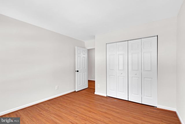 9005 TRIPLE RIDGE RD, Fairfax Station, VA 22039