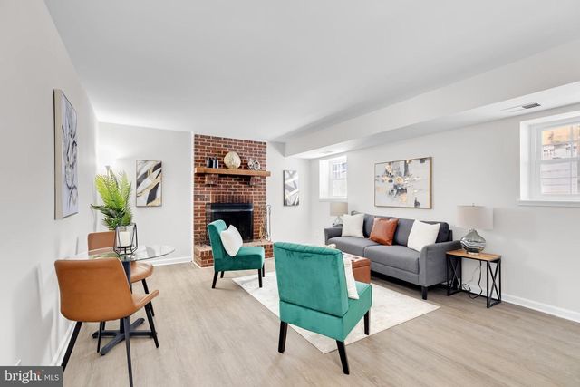 9005 TRIPLE RIDGE RD, Fairfax Station, VA 22039