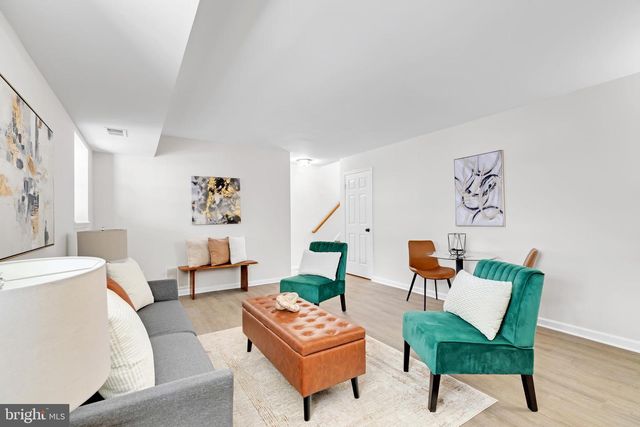 9005 TRIPLE RIDGE RD, Fairfax Station, VA 22039