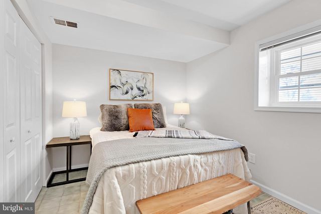 9005 TRIPLE RIDGE RD, Fairfax Station, VA 22039