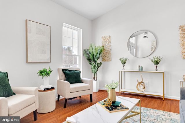 9005 TRIPLE RIDGE RD, Fairfax Station, VA 22039