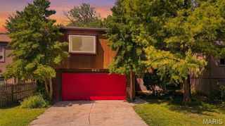 965 Beacon Woods Court, Ballwin, MO 63021