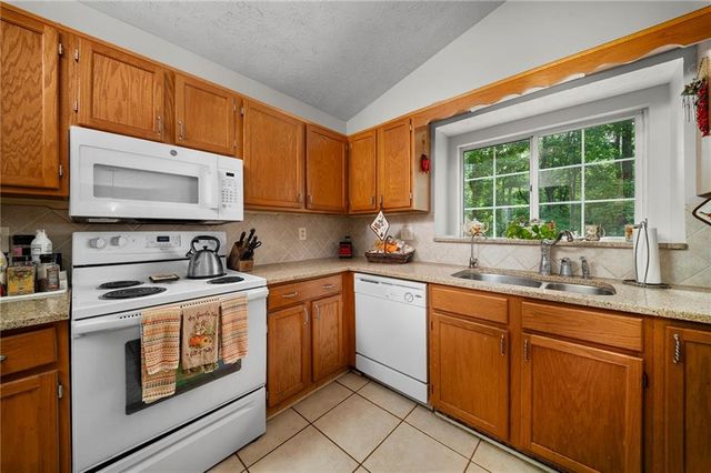 1429 Towne Harbor Passage, Woodstock, GA 30189