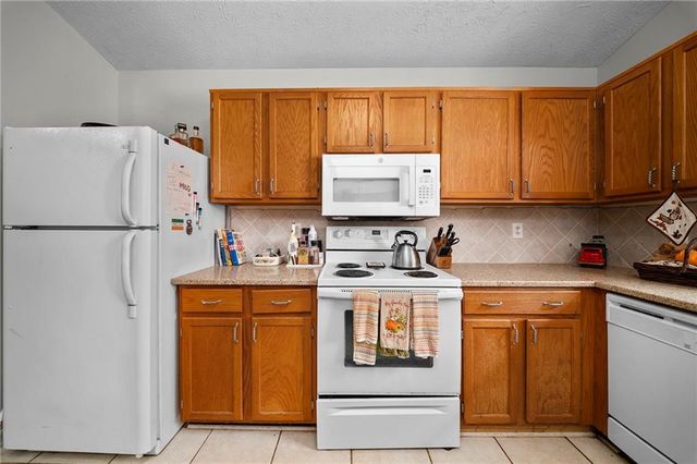 1429 Towne Harbor Passage, Woodstock, GA 30189