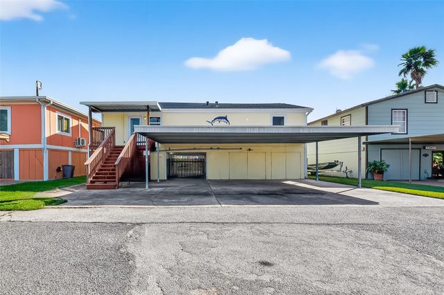 11 Highland Drive, Bayou Vista, TX 77563