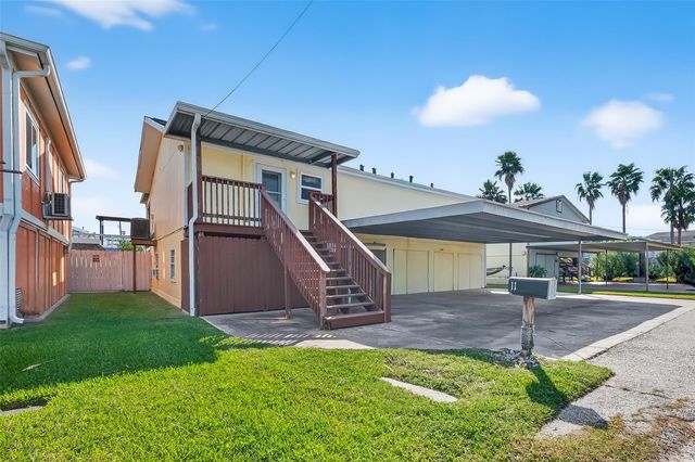 11 Highland Drive, Bayou Vista, TX 77563