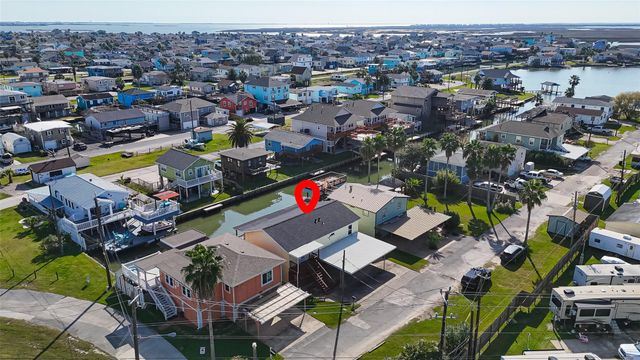 11 Highland Drive, Bayou Vista, TX 77563