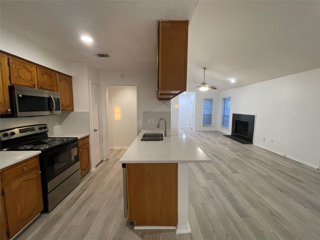 2424 Sherry Street, Arlington, TX 76014