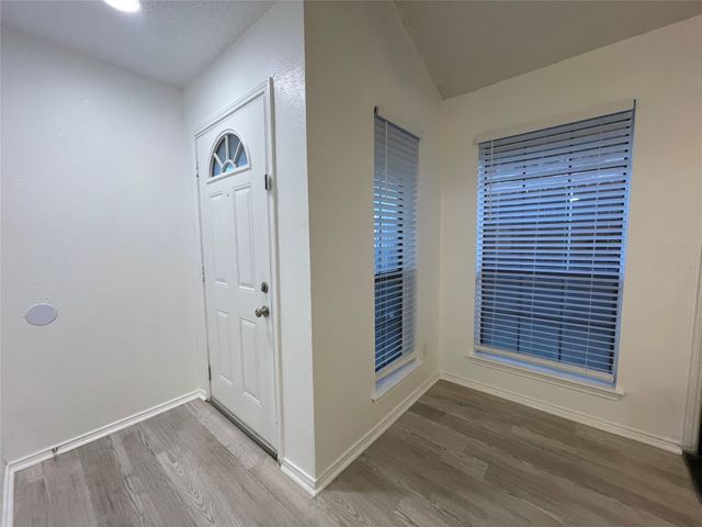 2424 Sherry Street, Arlington, TX 76014