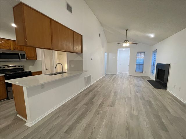 2424 Sherry Street, Arlington, TX 76014