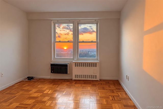 1841 Central Park Avenue 18P, Yonkers, NY 10710