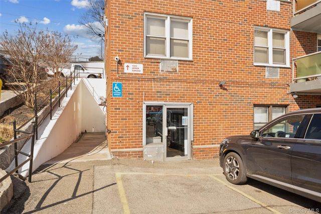 1841 Central Park Avenue 18P, Yonkers, NY 10710