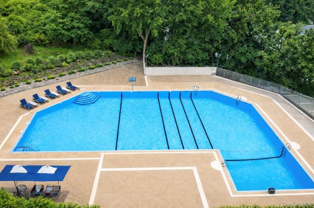 1841 Central Park Avenue 18P, Yonkers, NY 10710