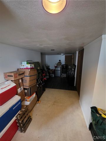 281 N Collingwood Avenue, Syracuse, NY 13206