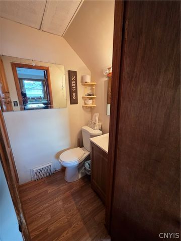 281 N Collingwood Avenue, Syracuse, NY 13206