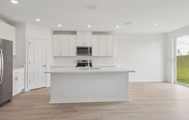 12562 HOURGLASS WAY, Dade City, FL 33525