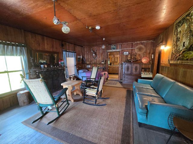 57 Tewksbury Pond Landing, Grafton, NH 03240