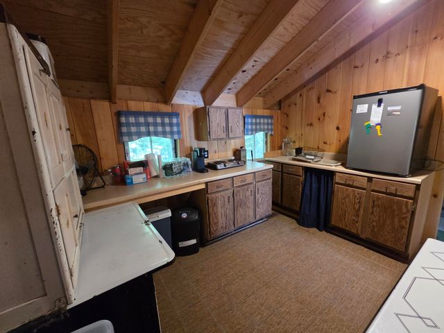 57 Tewksbury Pond Landing, Grafton, NH 03240