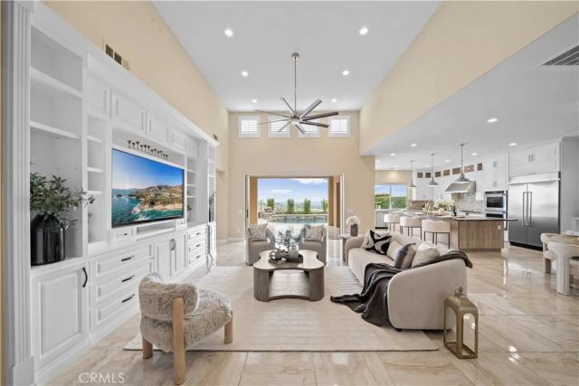 1672 Sunset View, Lake Forest, CA 92679