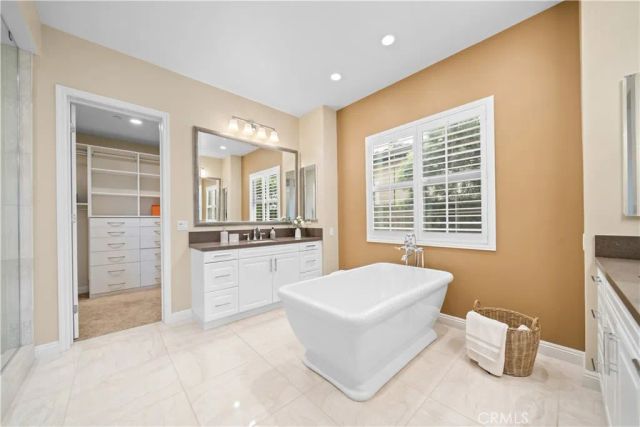 1672 Sunset View, Lake Forest, CA 92679