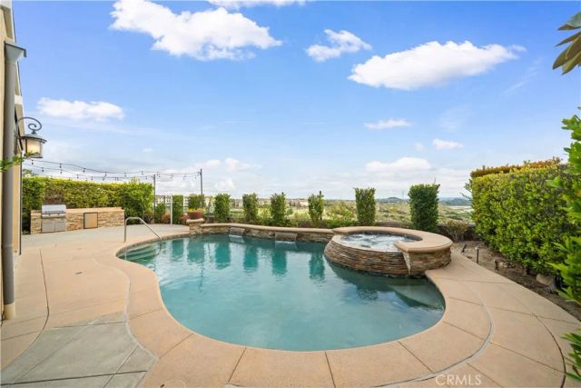 1672 Sunset View, Lake Forest, CA 92679