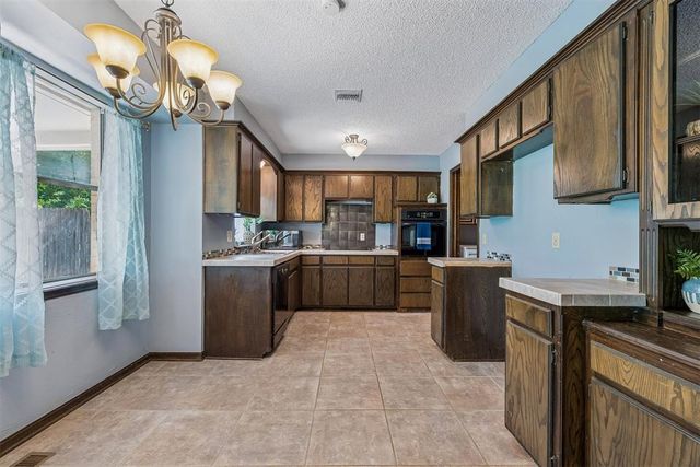2624 NW 115th Street, Oklahoma City, OK 73120