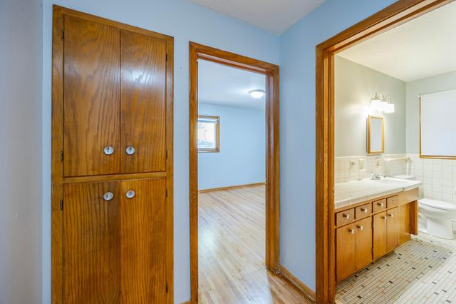 5749 Xerxes Avenue S, Minneapolis, MN 55410