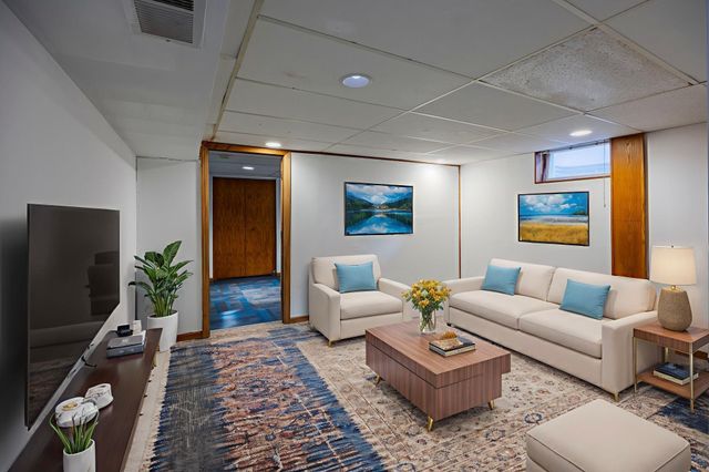 5749 Xerxes Avenue S, Minneapolis, MN 55410