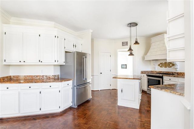 103 Clipper Creek LN, Smithfield, VA 23430