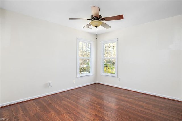 103 Clipper Creek LN, Smithfield, VA 23430