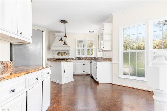 103 Clipper Creek LN, Smithfield, VA 23430