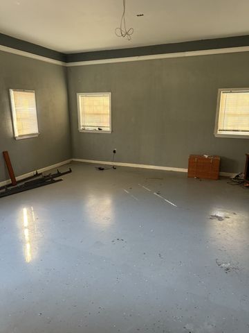 3236 W KAUFMAN, Paris, TX 75460