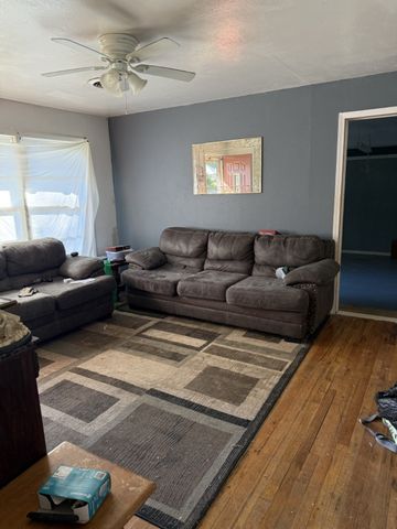 3236 W KAUFMAN, Paris, TX 75460