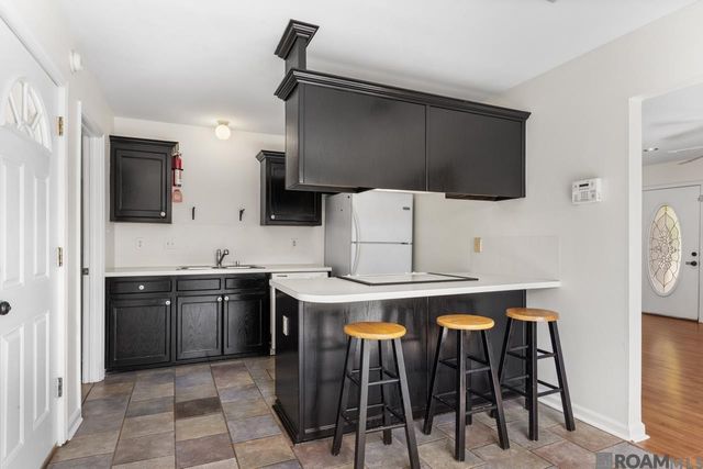 7808 Bayou Fountain Ave, Baton Rouge, LA 70820